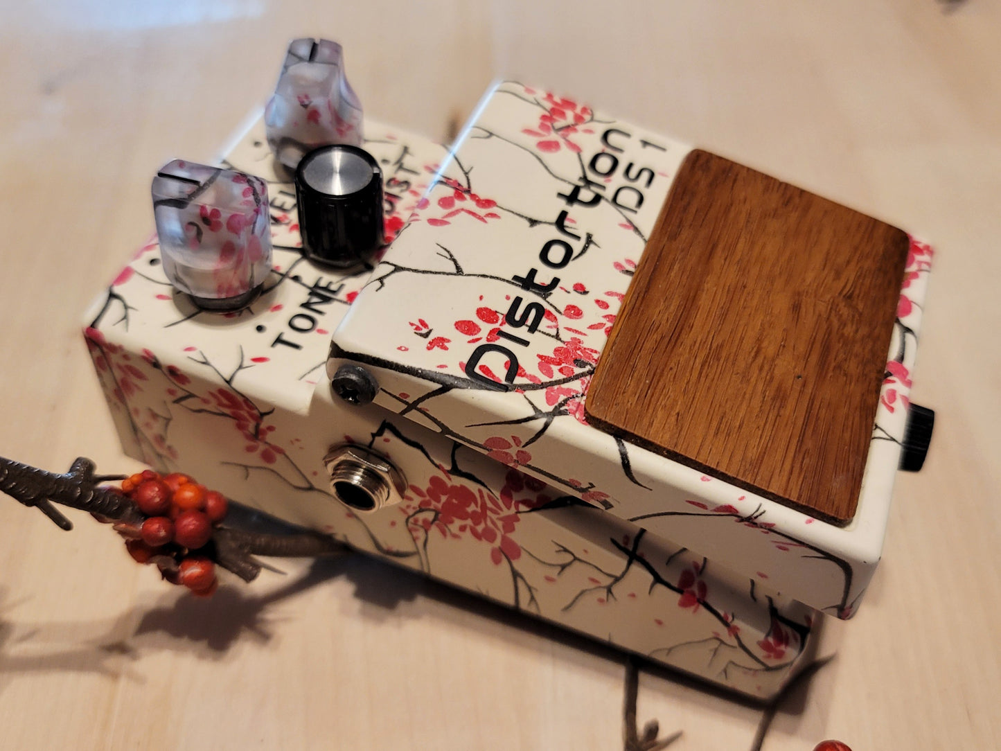 Boss DS-1 - Cherry Blossom