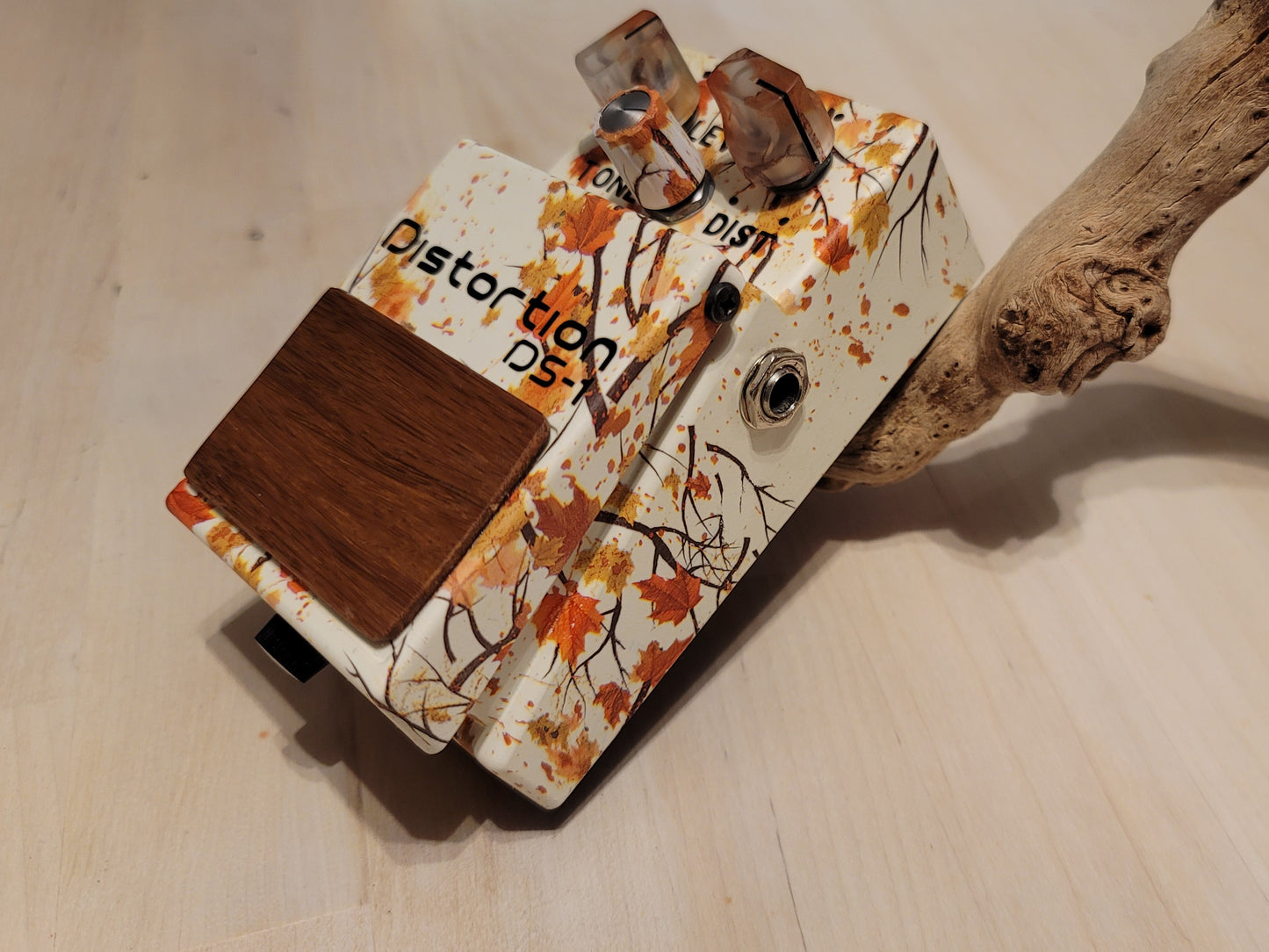 Boss DS-1 - Autumn Leaves