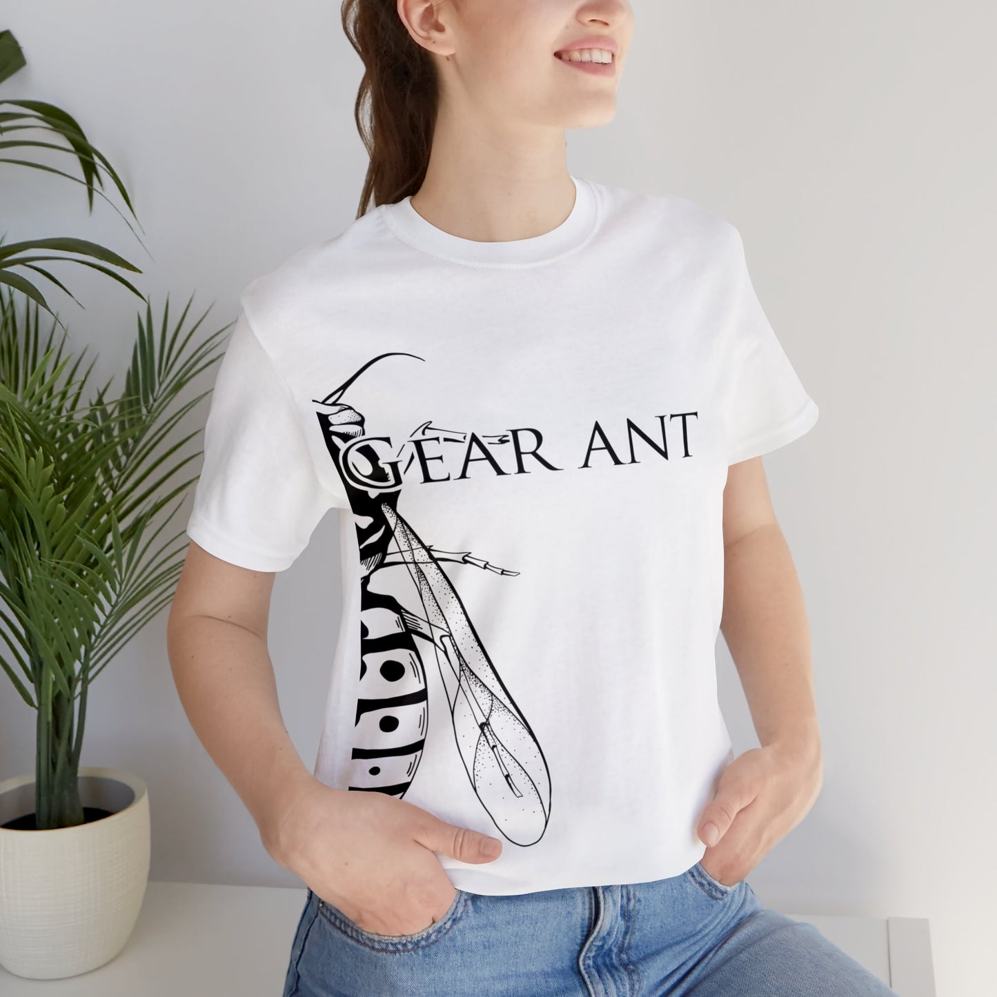 Bald faced Hornet: Unisex Jersey Short Sleeve Tee