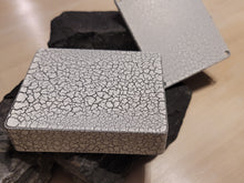 Load image into Gallery viewer, Iron Desert Crackle
