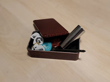 Load image into Gallery viewer, Red Crackle 1590B Pick Box
