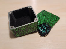 Load image into Gallery viewer, Toxic Green Crackle 1590LB pick box
