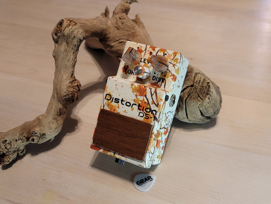 Boss DS-1 - Autumn Leaves