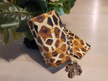 Load image into Gallery viewer, Giraffe print
